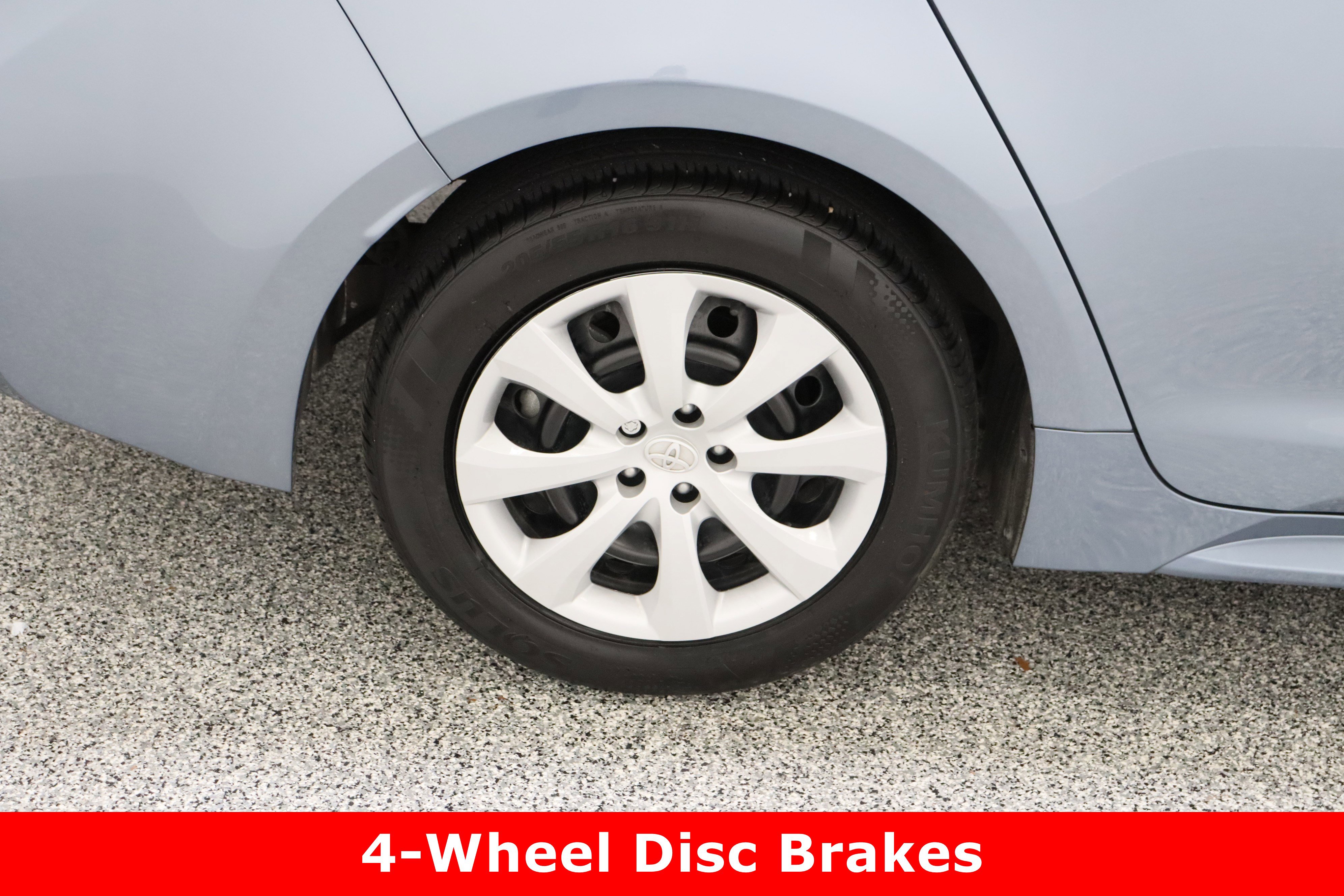 Used 2024 Toyota Corolla LE image 6