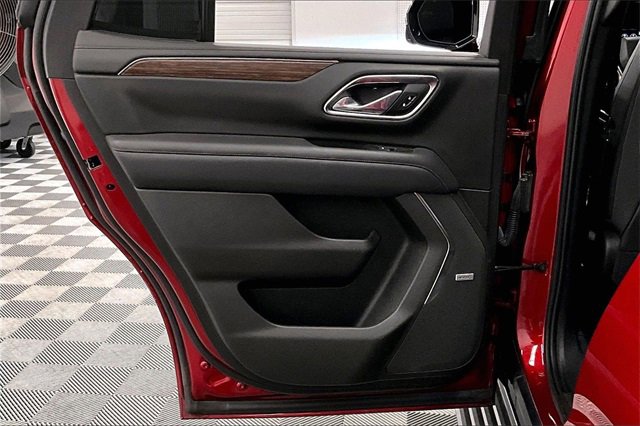 Used 2021 Chevrolet Tahoe High Country w/ Premium Package image 19