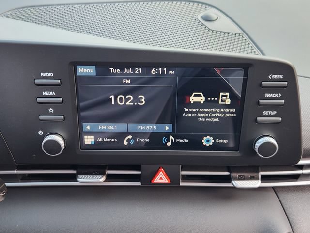 Certified 2026 Hyundai Elantra SE FWD image 11
