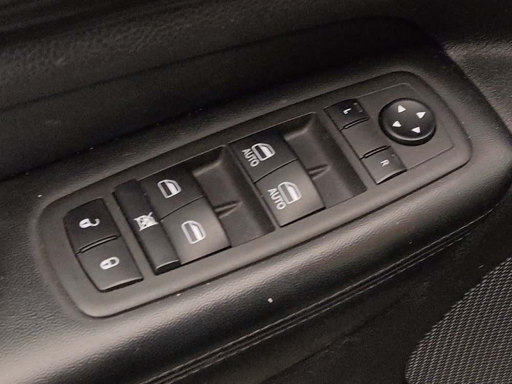 Used 2022 Jeep Grand Cherokee Laredo E AWD/4WD image 27