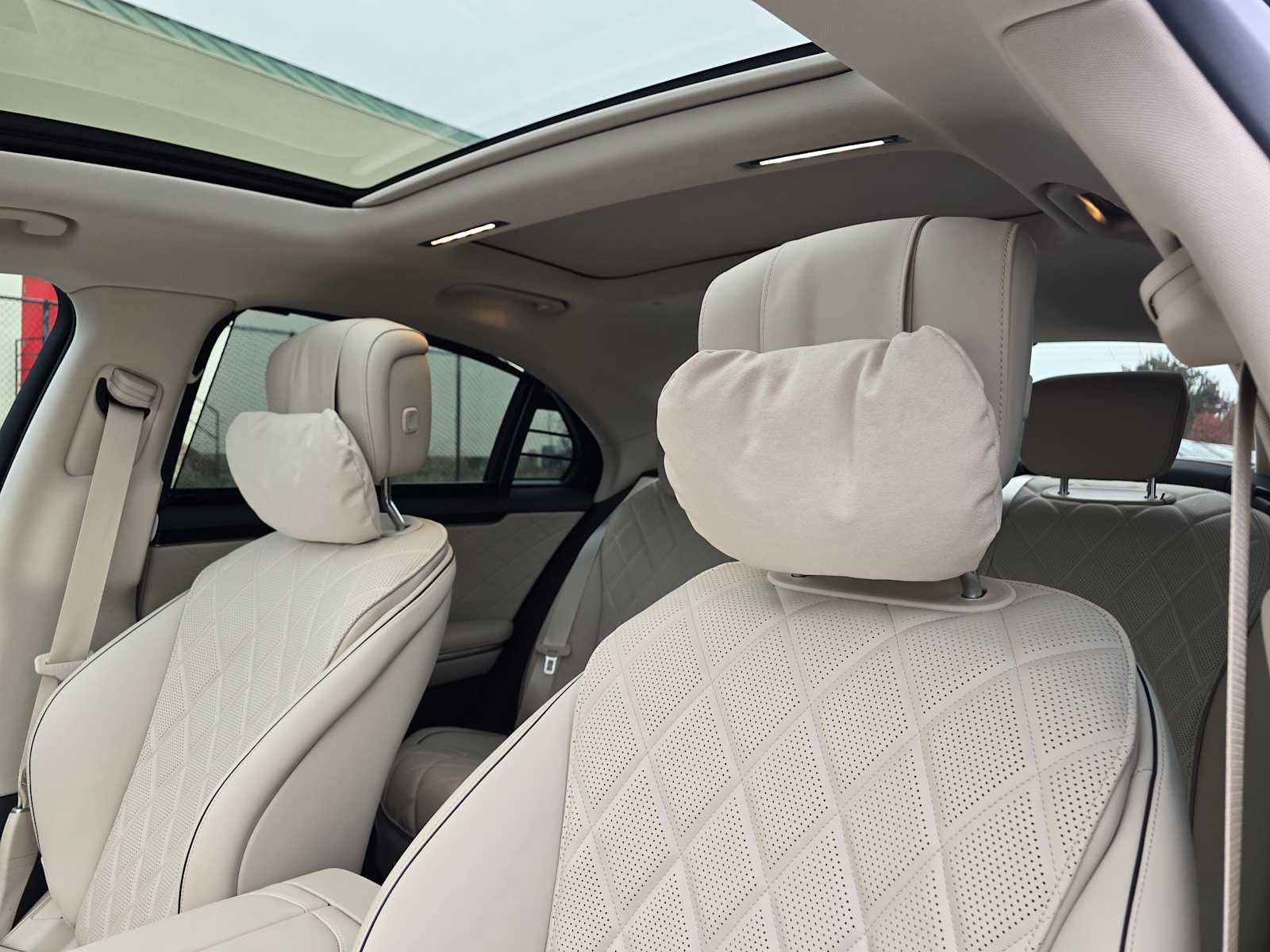 Used 2024 Mercedes-Benz S 580e 4MATIC Sedan image 23