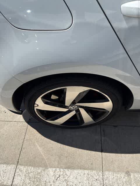 Used 2019 Volkswagen GTI SE w/ SE Experience Package FWD image 5