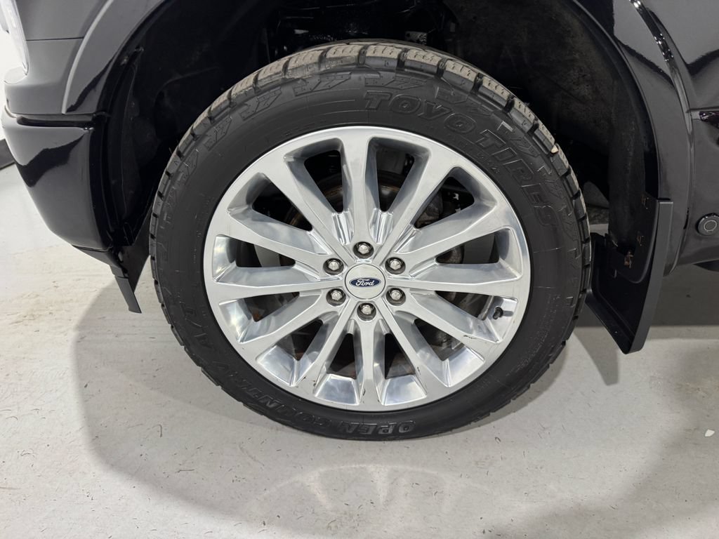 Used 2020 Ford F150 Limited AWD/4WD image 9