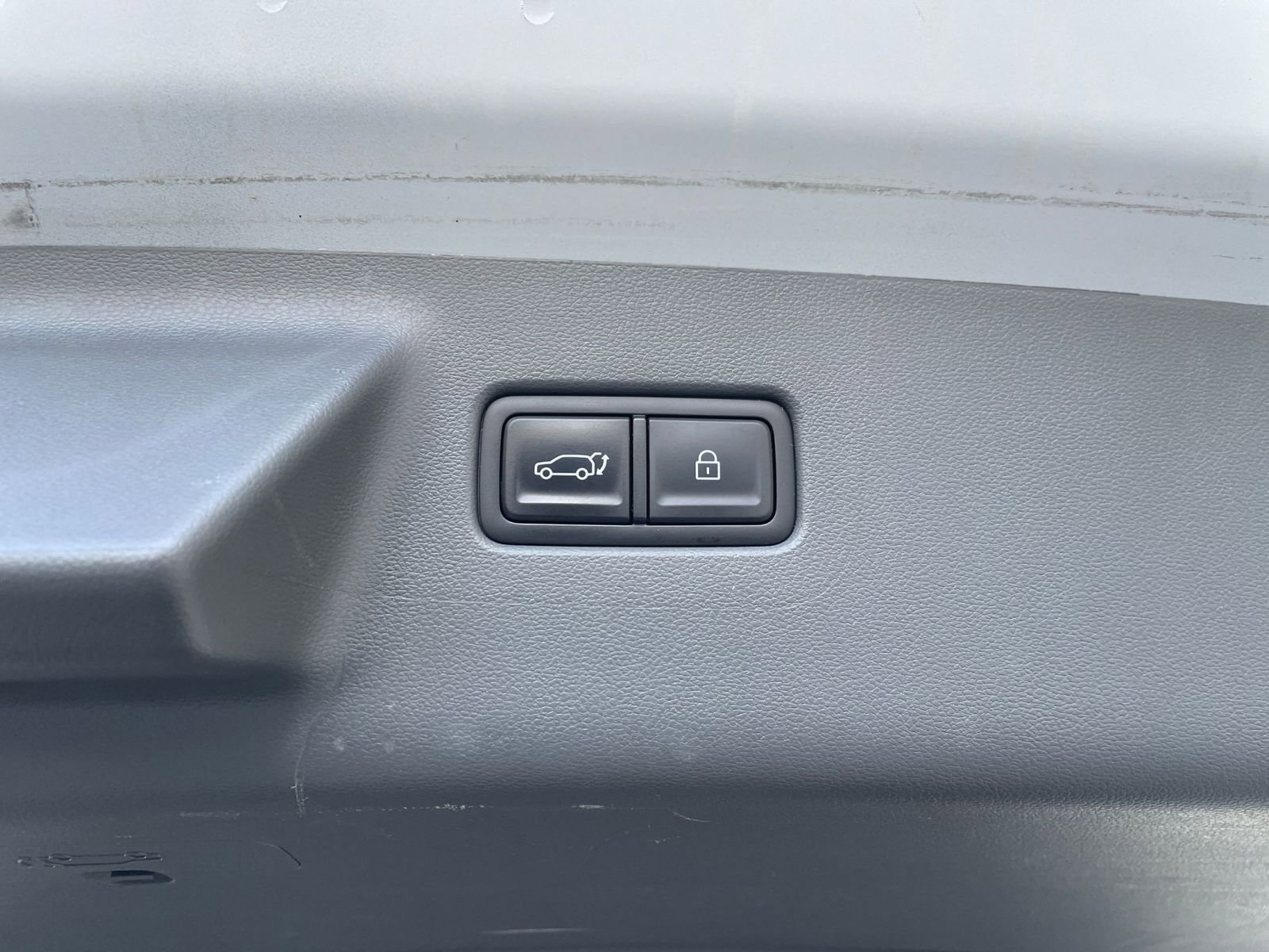 Used 2025 Hyundai Santa Fe SEL image 23