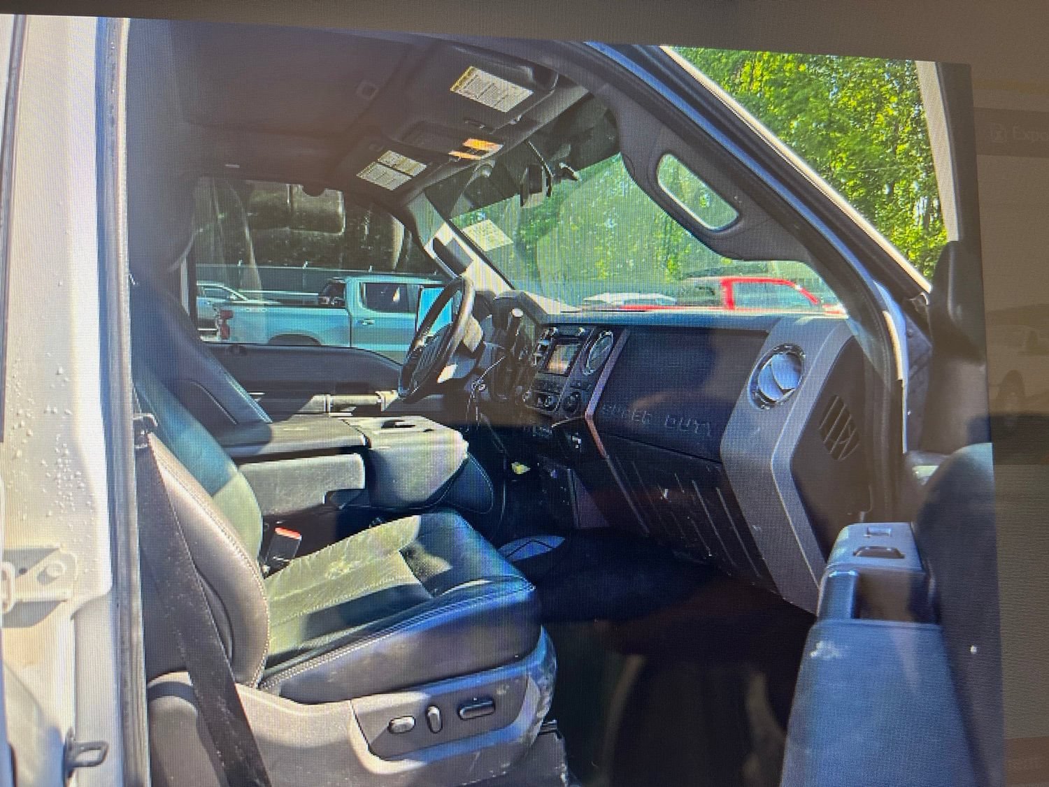 Used 2012 Ford F250 Lariat w/ Lariat Ultimate Pkg AWD/4WD image 17