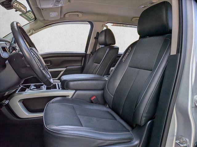 Used 2019 Nissan Titan PRO-4X image 14