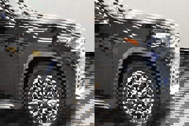 Used 2026 BMW X1 xDrive28i w/ Convenience Package image 13