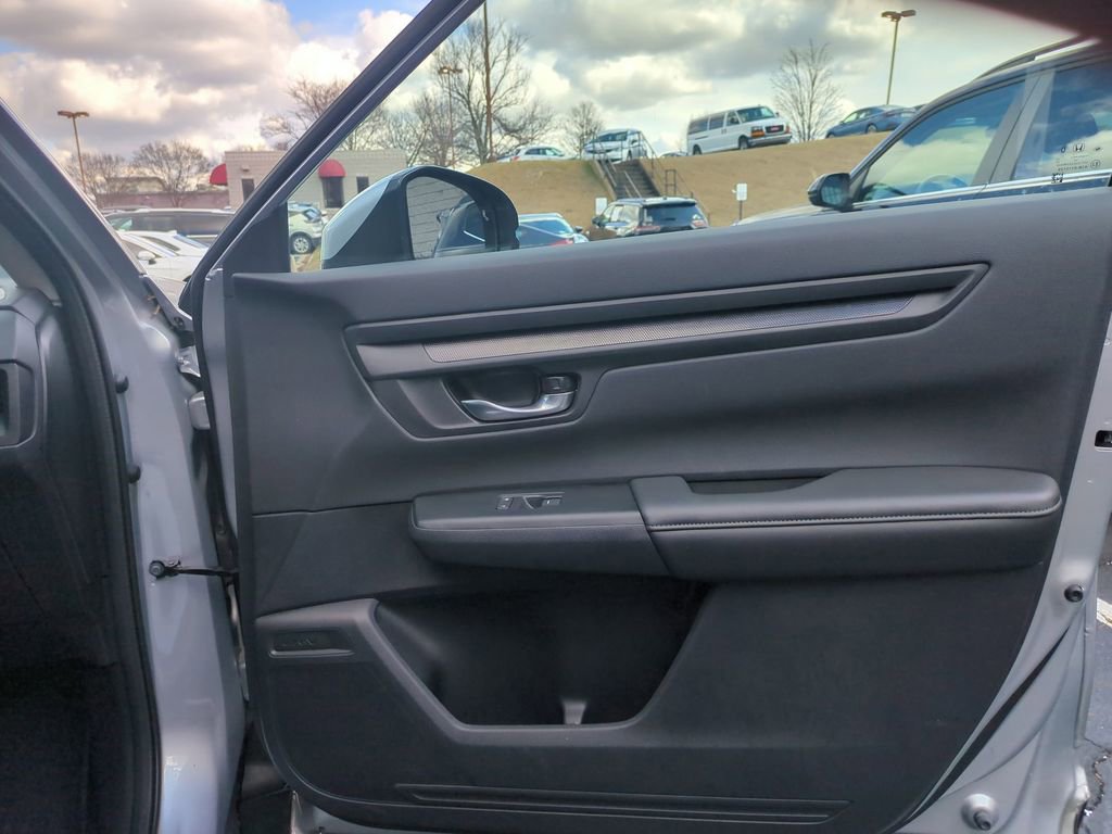 Used 2025 Honda CR-V EX image 34
