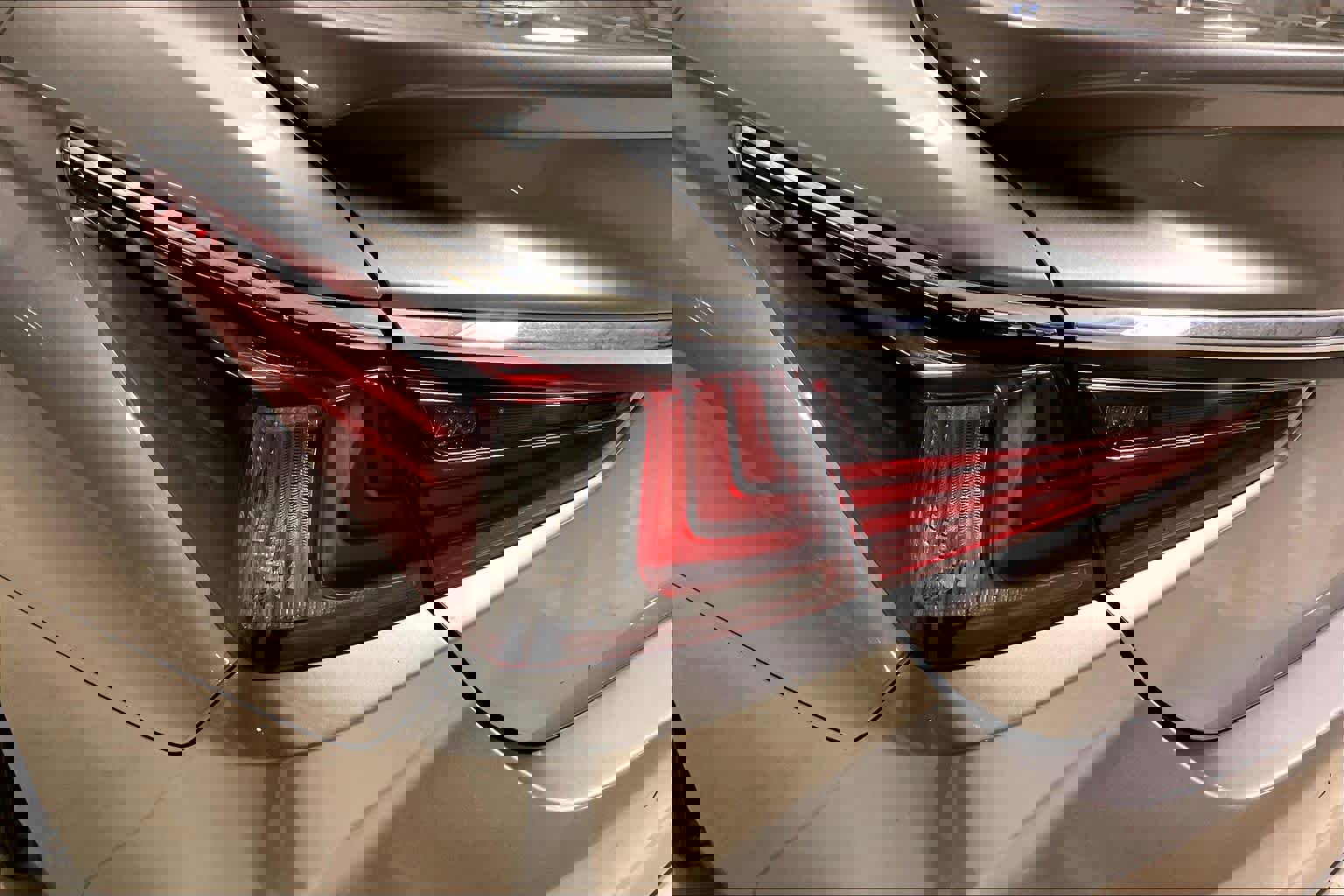 Used 2021 Lexus ES 300h Ultra Luxury w/ Accessory Package 2 image 27