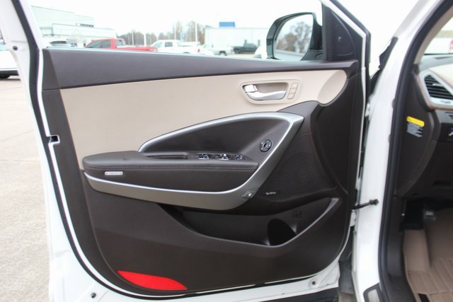 Used 2018 Hyundai Santa Fe Limited w/ Cargo Package image 9