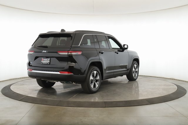 Used 2024 Jeep Grand Cherokee Limited 4xe image 9