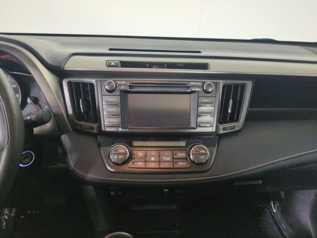 Used 2014 Toyota RAV4 XLE AWD/4WD image 19