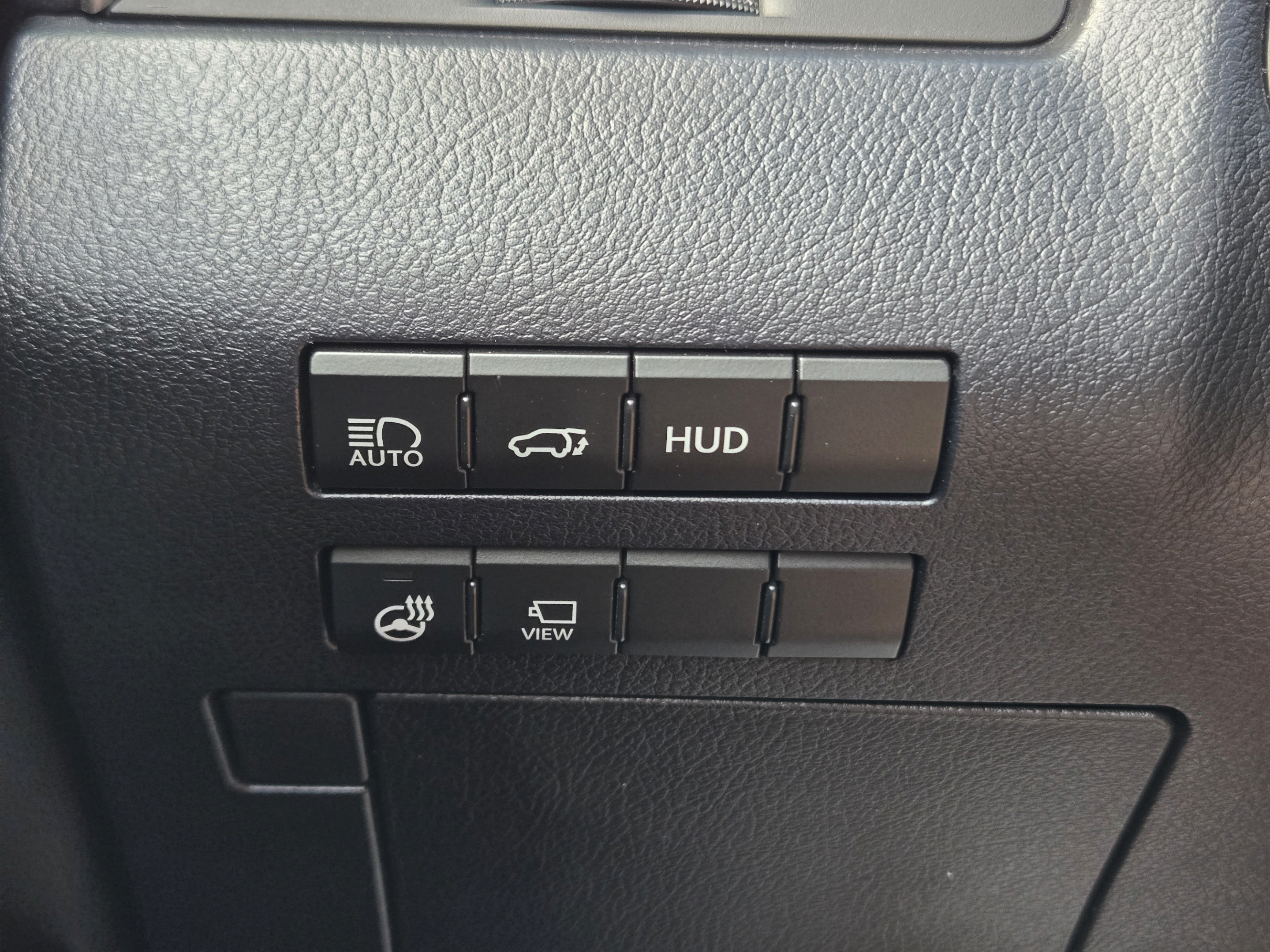 Used 2018 Lexus RX 350L Luxury w/ Accessory Package FWD image 22