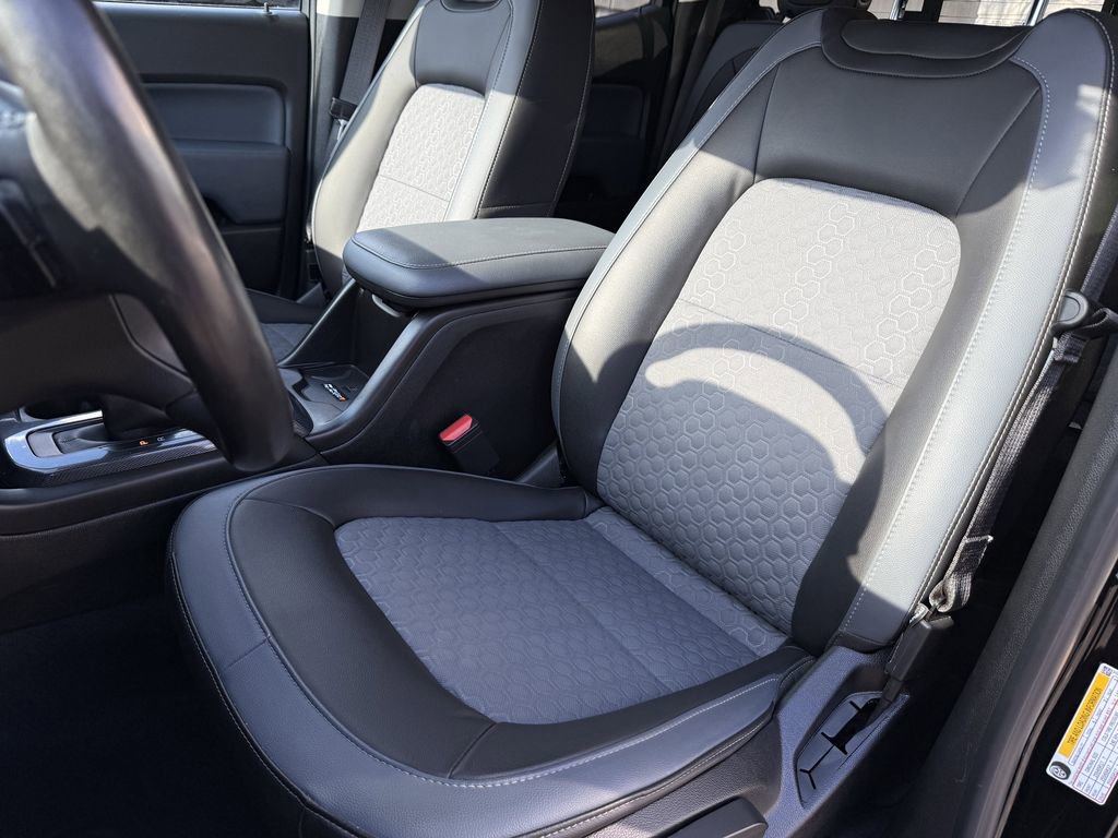 Used 2022 Chevrolet Colorado Z71 image 35