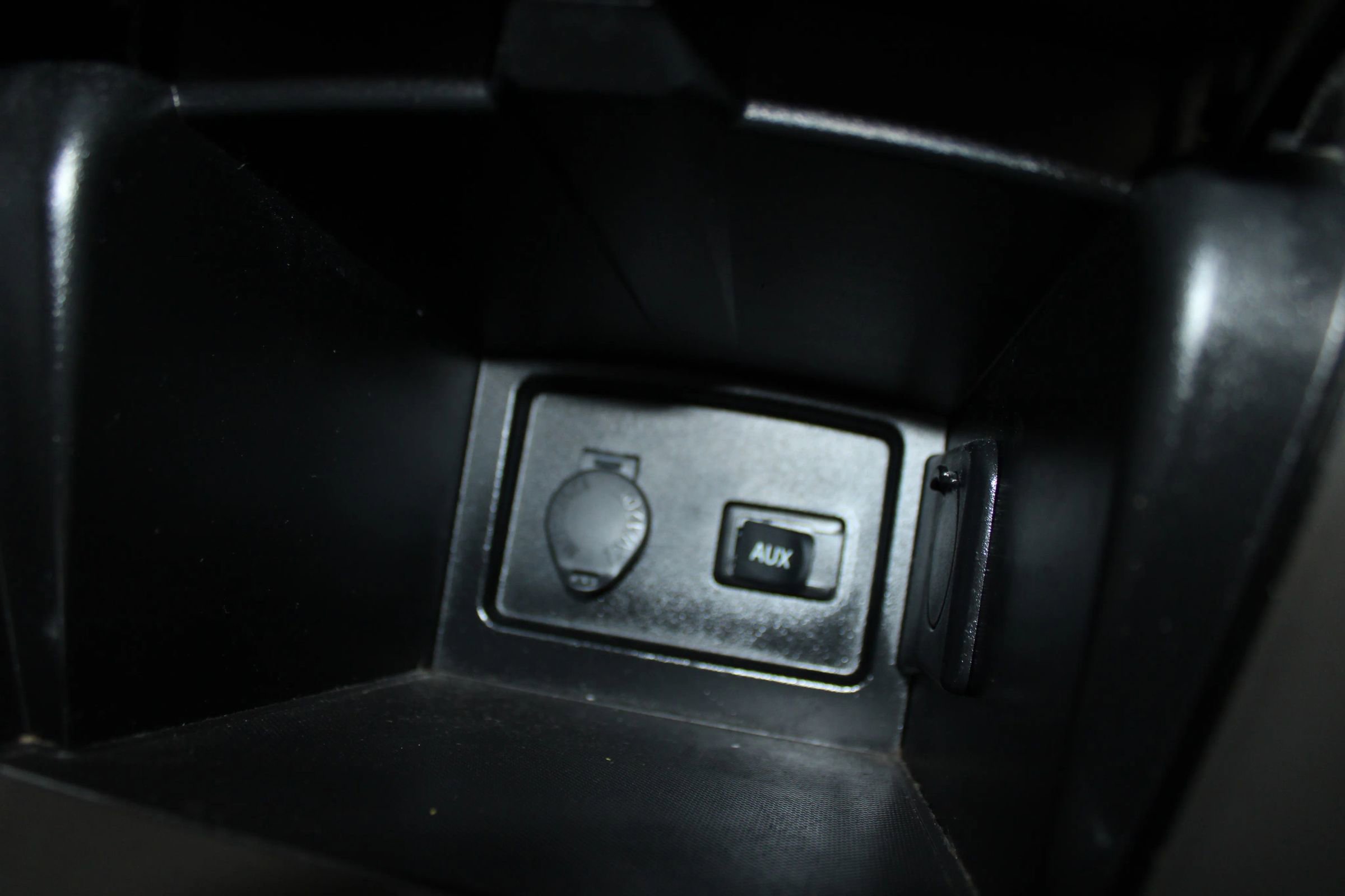Used 2010 Toyota Camry LE image 18