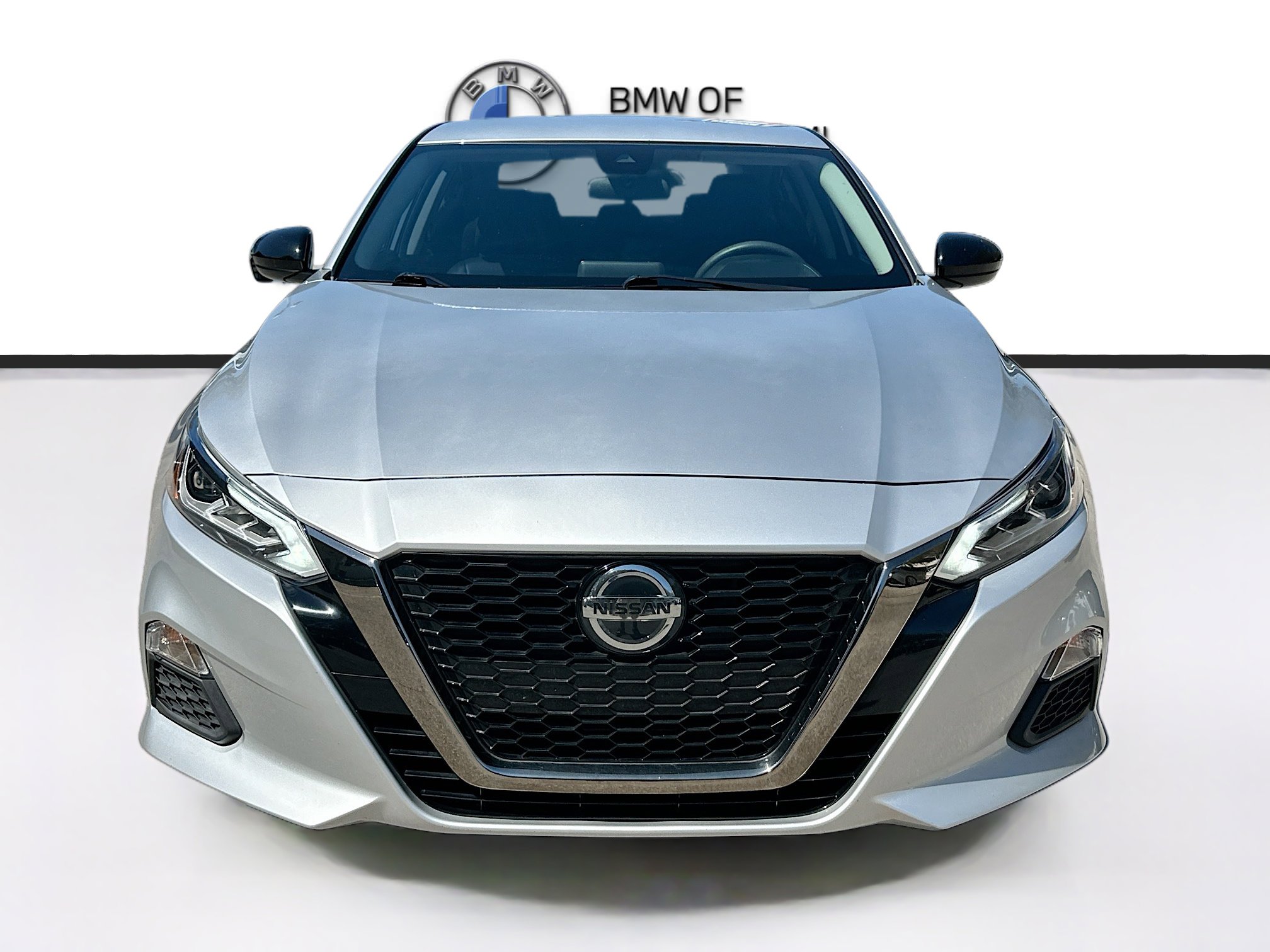 Used 2021 Nissan Altima 2.5 SR image 2