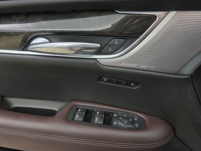 Used 2023 Cadillac XT6 Premium Luxury w/ LPO, Floor Liner Package FWD image 27
