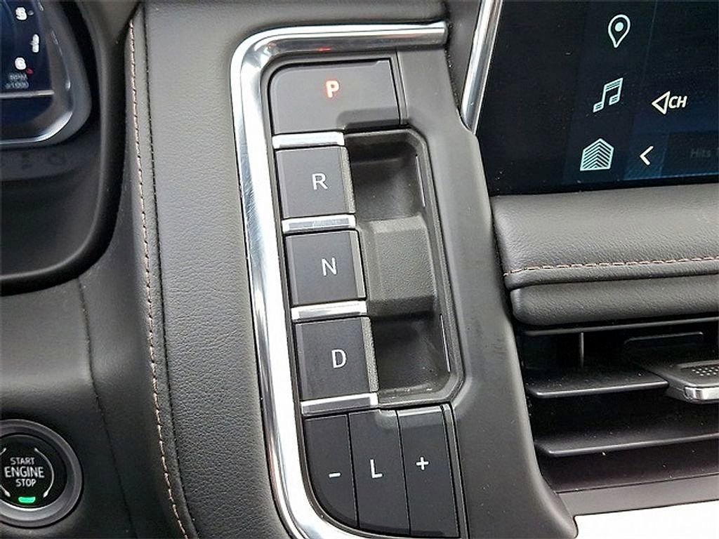 Used 2022 Chevrolet Tahoe High Country image 16