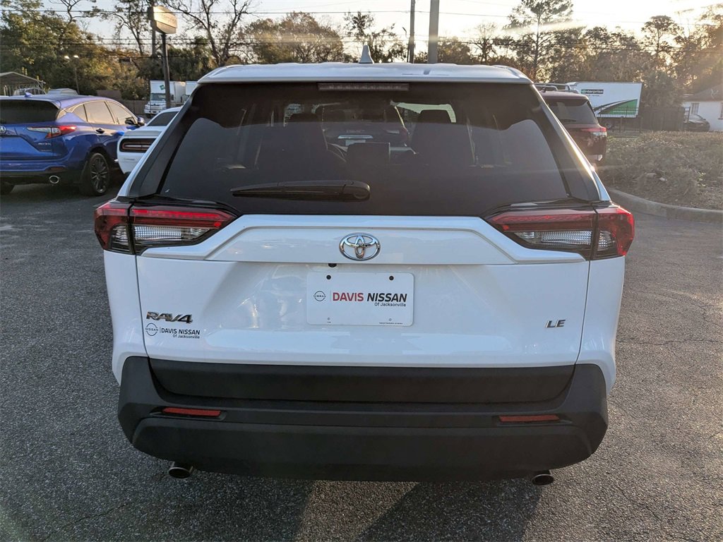Used 2024 Toyota RAV4 LE image 5