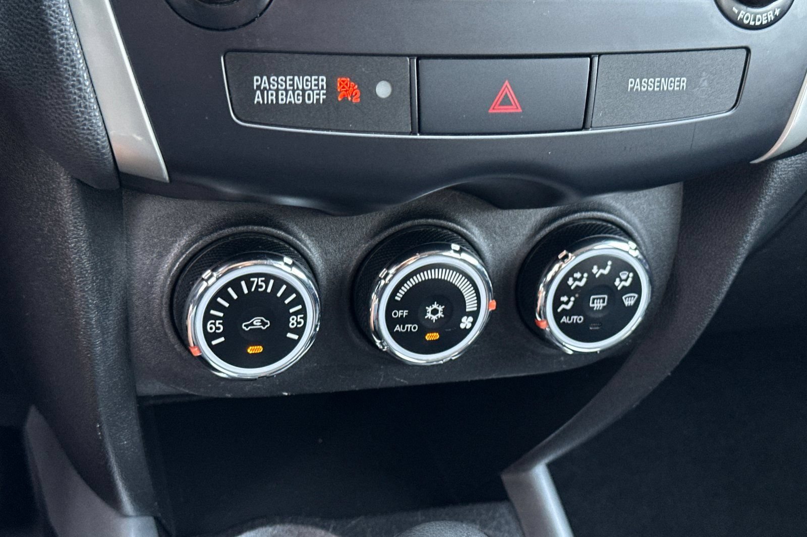 Used 2013 Mitsubishi Outlander Sport SE AWD/4WD image 19