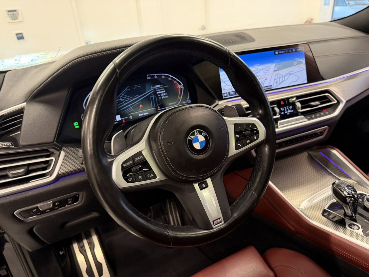 Used 2022 BMW X6 xDrive40i w/ Executive Package AWD/4WD image 21