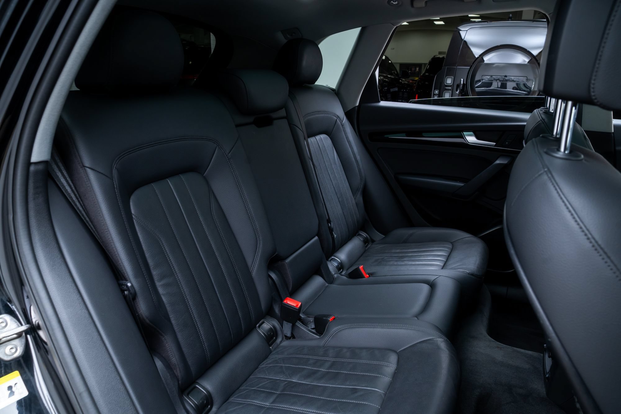 Used 2020 Audi Q5 e Premium w/ Convenience Package AWD/4WD image 25