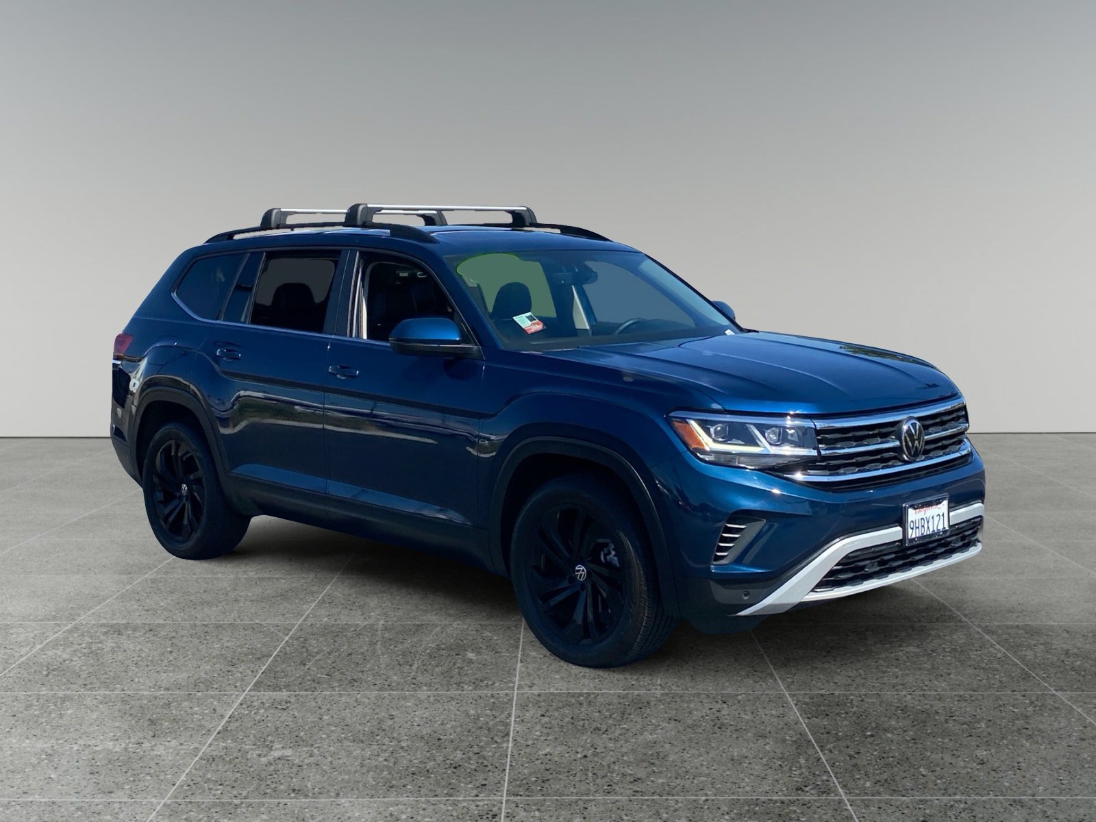 Used 2023 Volkswagen Atlas SE w/ Panoramic Sunroof Package FWD image 7