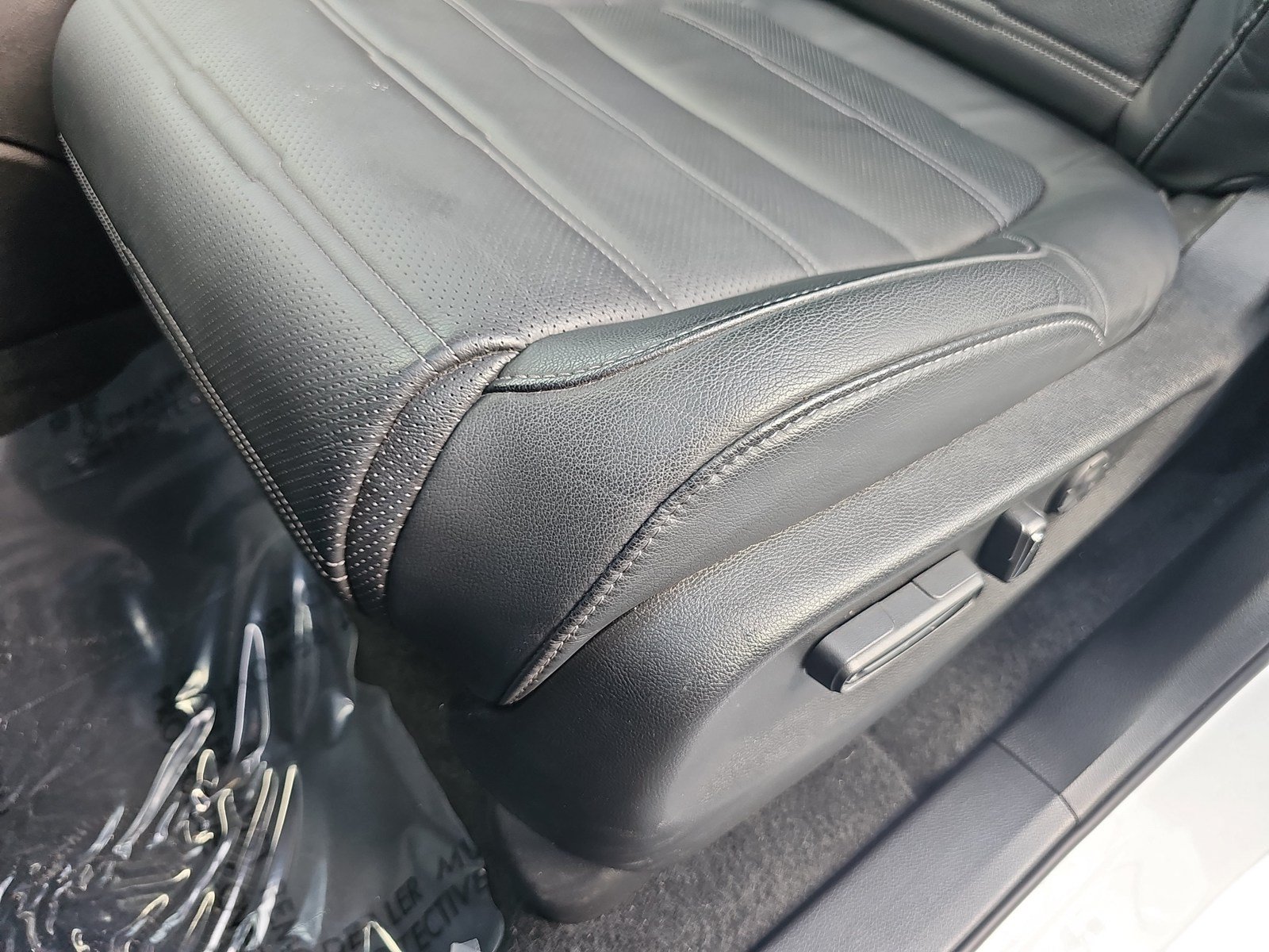 Used 2022 Honda CR-V Touring image 25