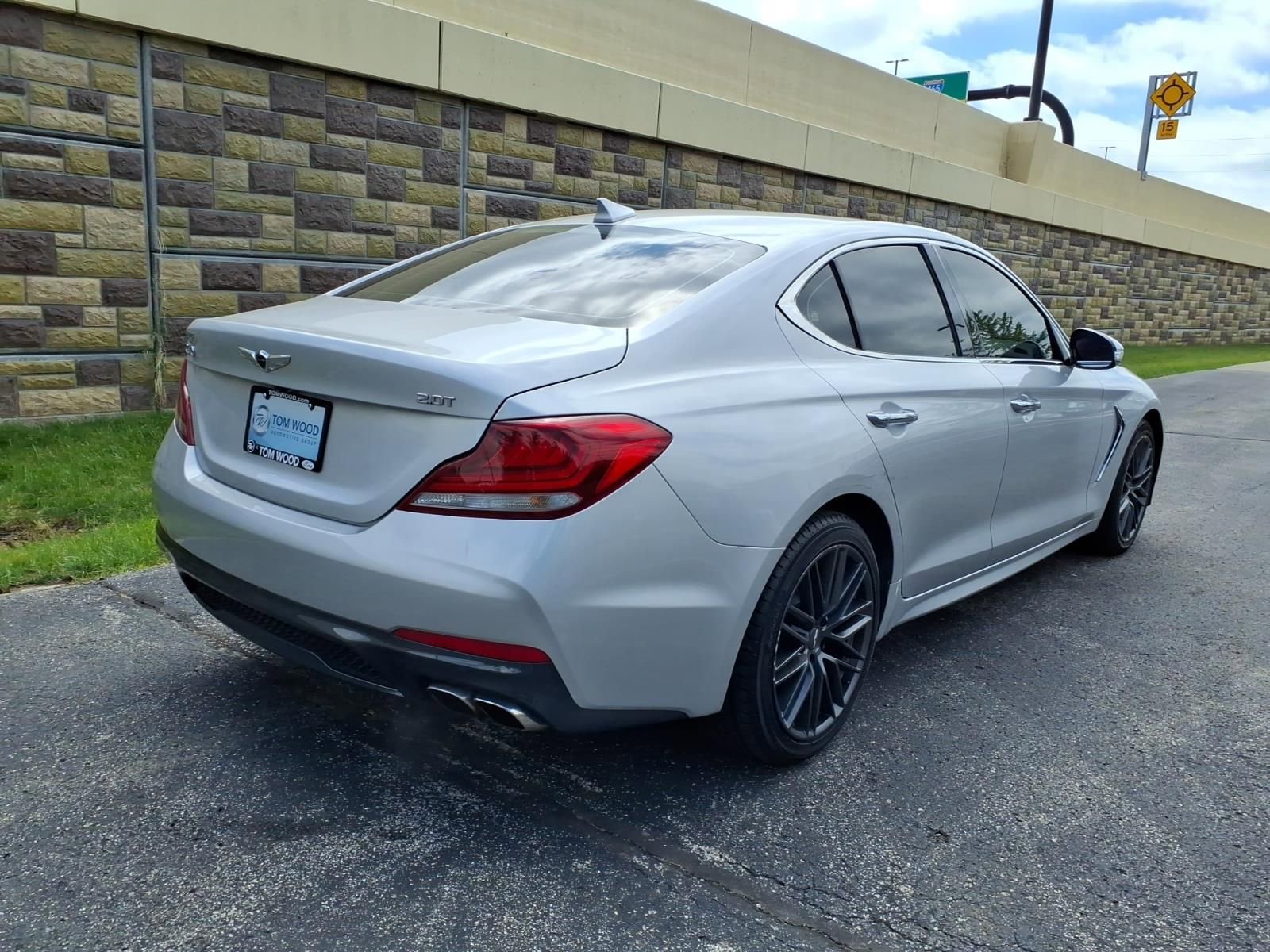 Used 2019 Genesis G70 2.0T Advanced RWD image 10