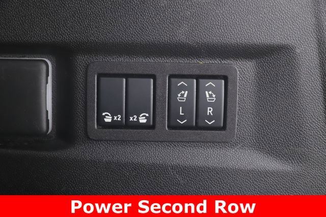 Used 2025 GMC Yukon Elevation w/ Technology Package AWD/4WD image 34