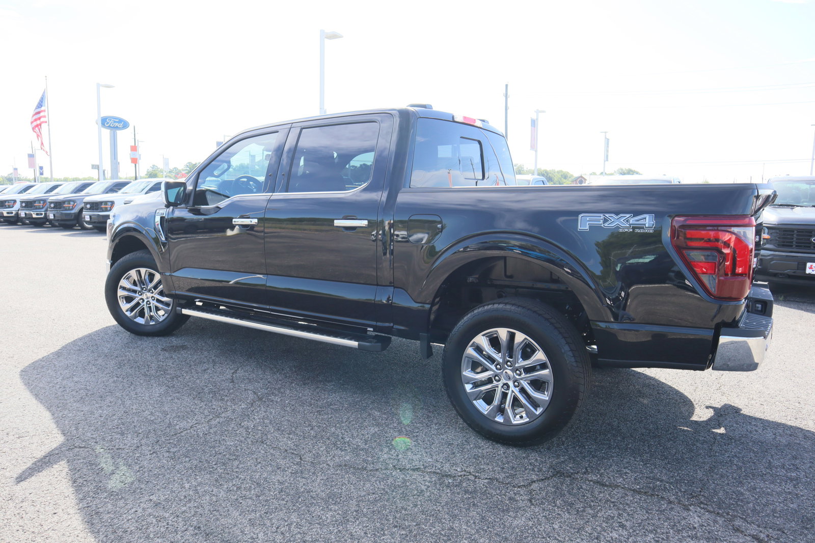 New 2025 Ford F150 Lariat w/ Equipment Group 501A Mid image 7