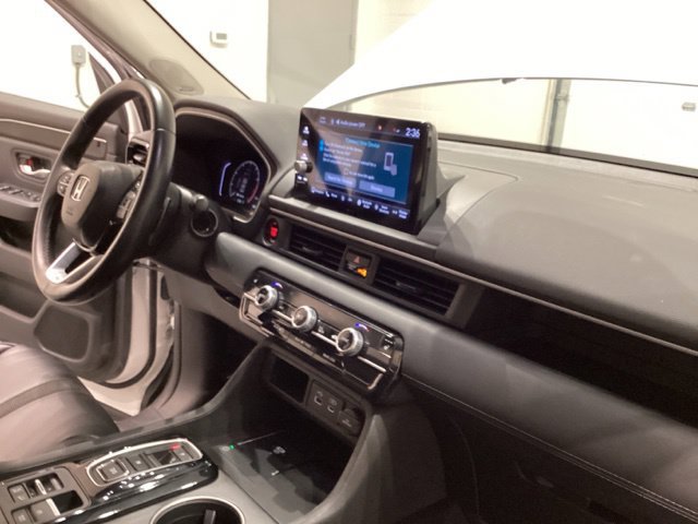 Certified 2023 Honda Pilot Touring image 17