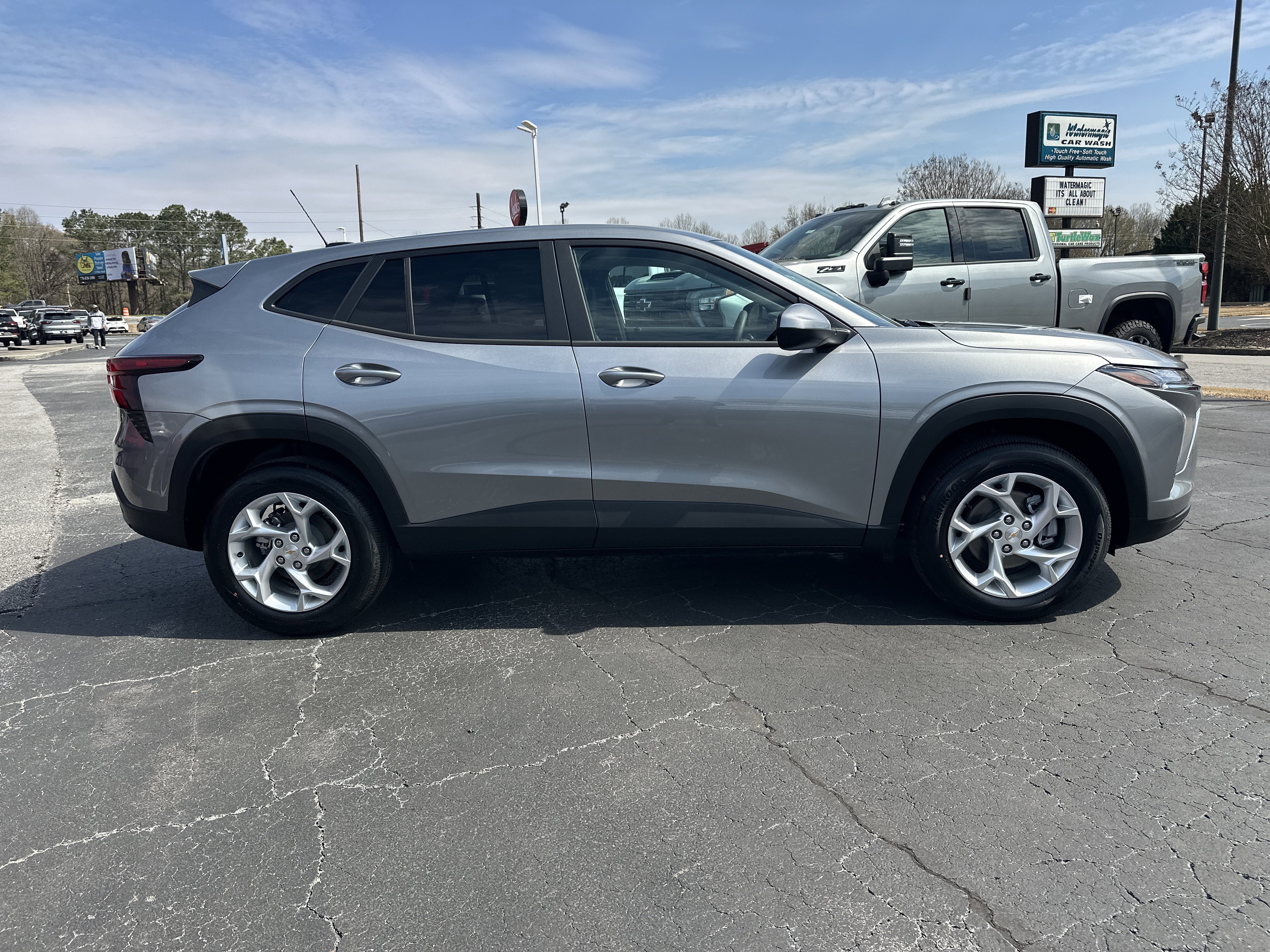 New 2026 Chevrolet Trax LS image 10