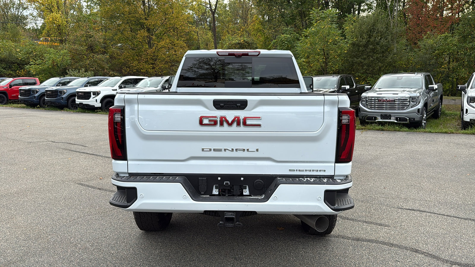 New 2026 GMC Sierra 2500 Denali w/ Denali Reserve Package image 4