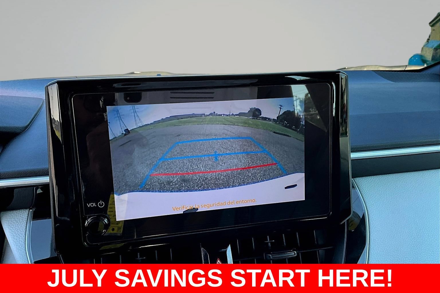 Used 2025 Toyota Corolla SE FWD image 18
