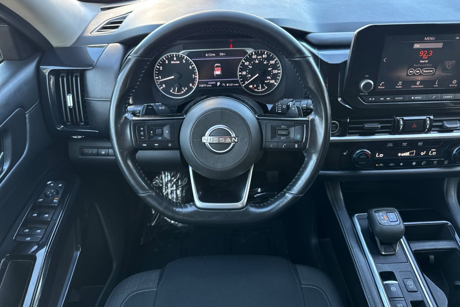 Used 2022 Nissan Pathfinder SV w/ SV Black Package FWD image 31