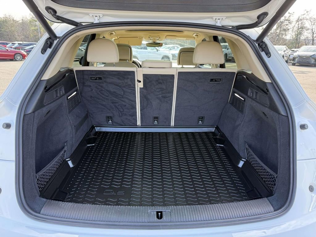 Used 2021 Audi Q5 2.0T Premium Plus w/ Premium Plus Package image 27