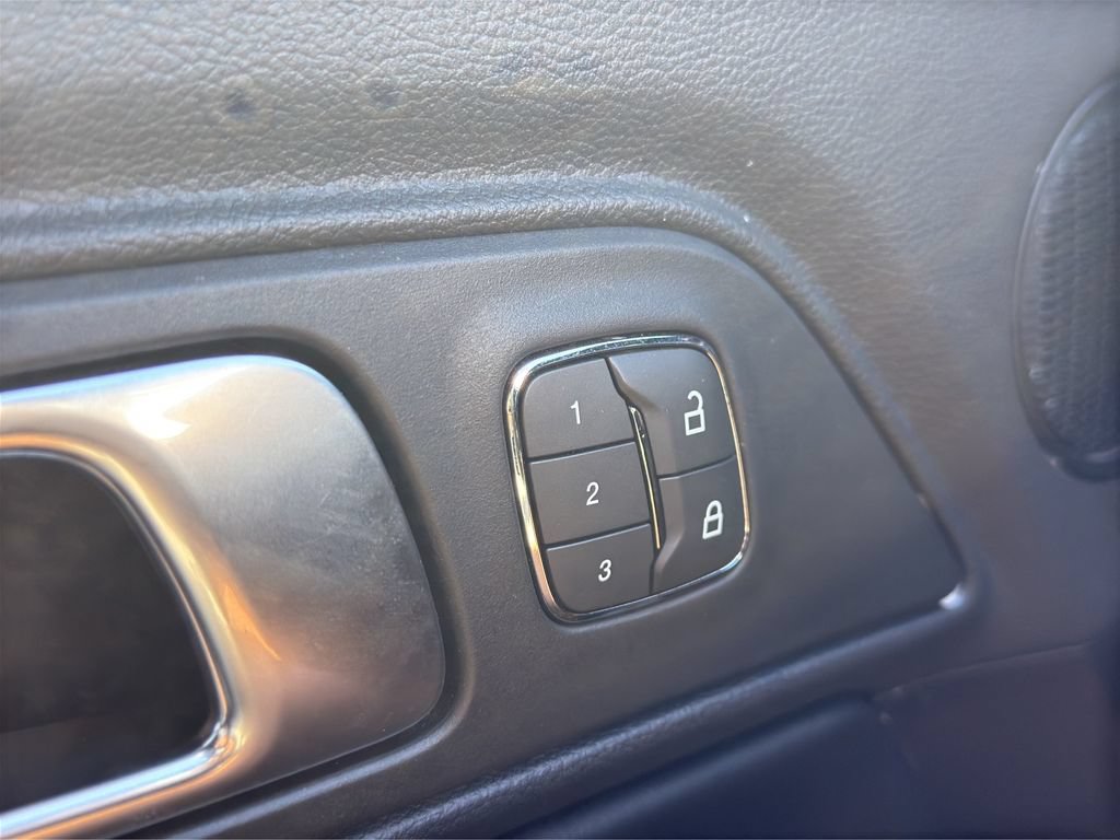 Used 2022 Ford Mustang Mach 1 w/ Mach 1 Handling Package RWD image 28