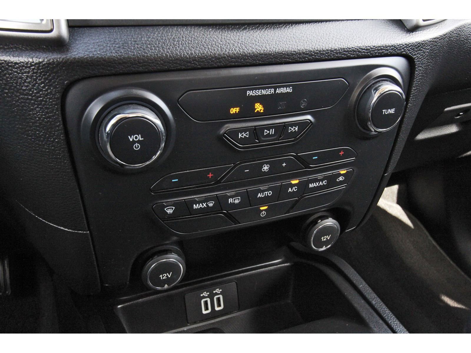 Used 2020 Ford Ranger XLT w/ Equipment Group 301A Mid image 10