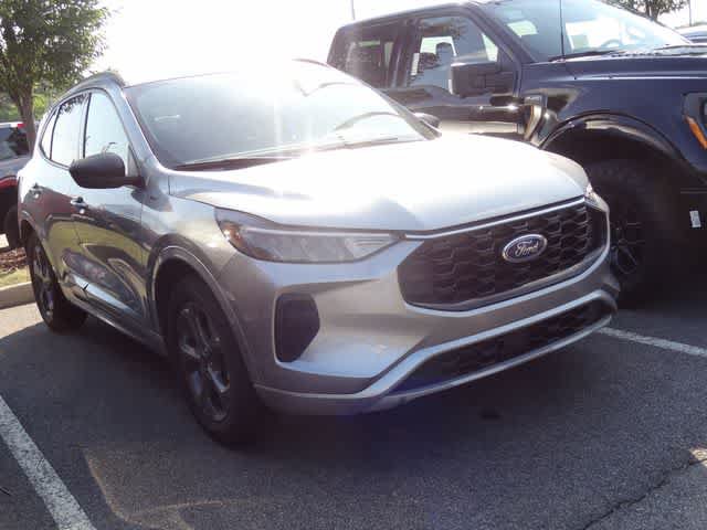 Used 2024 Ford Escape ST-Line FWD image 3
