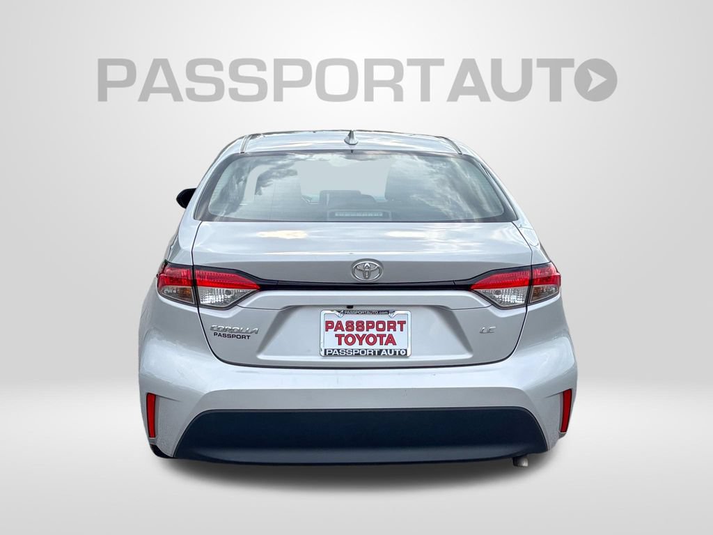 Used 2024 Toyota Corolla LE FWD image 7