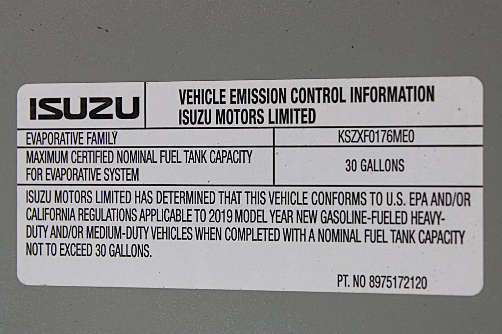 Used 2019 Isuzu NPR RWD image 39