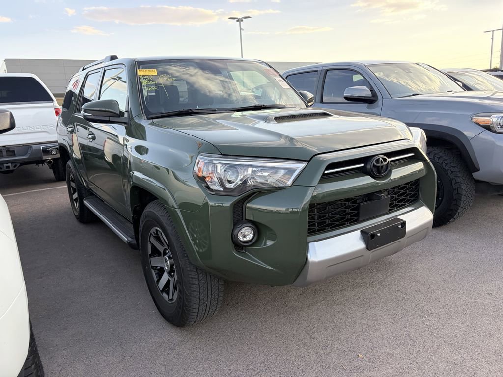 Used 2022 Toyota 4Runner TRD Off-Road Premium AWD/4WD image 4