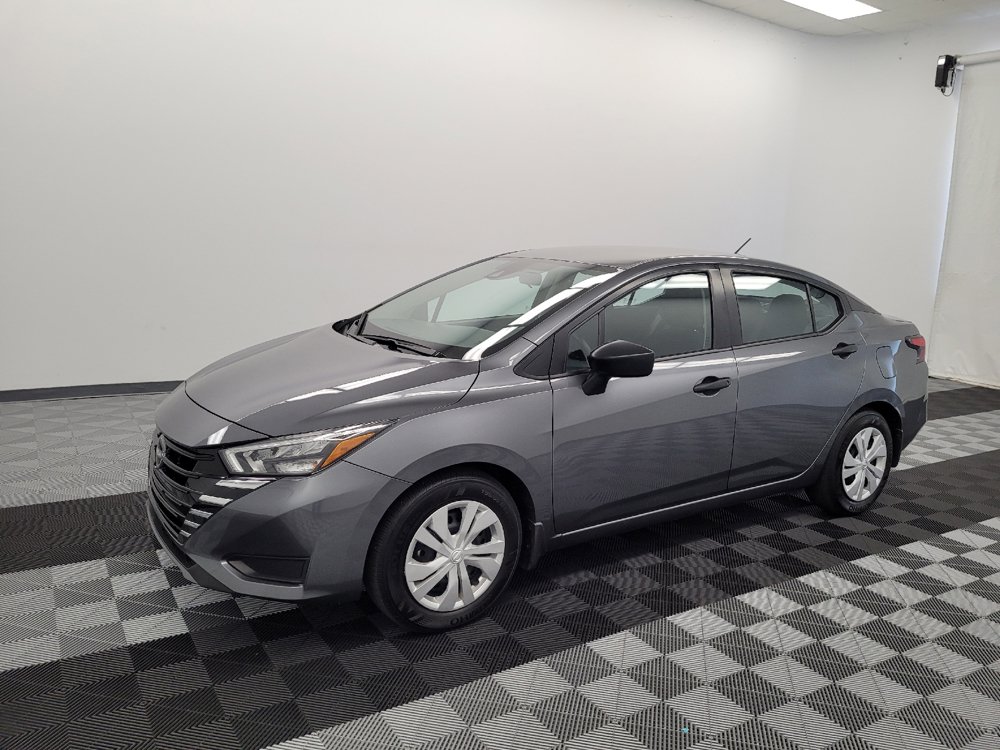 Used 2025 Nissan Versa S w/ Trunk Package FWD image 2