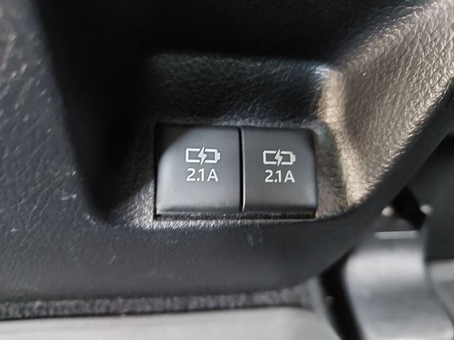 Certified 2021 Toyota 4Runner Venture w/ Moonroof Package AWD/4WD image 22