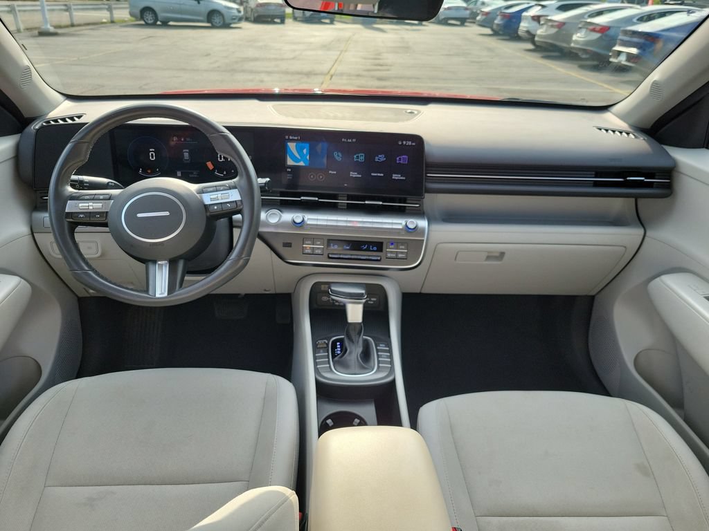 Used 2024 Hyundai Kona SEL AWD/4WD image 11