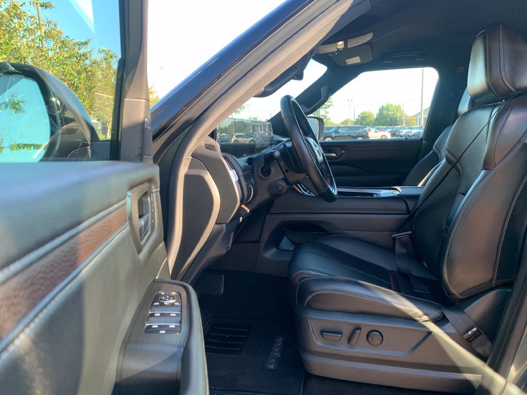 Used 2025 Nissan Armada SL w/ Captain's Chari Seat Package AWD/4WD image 27