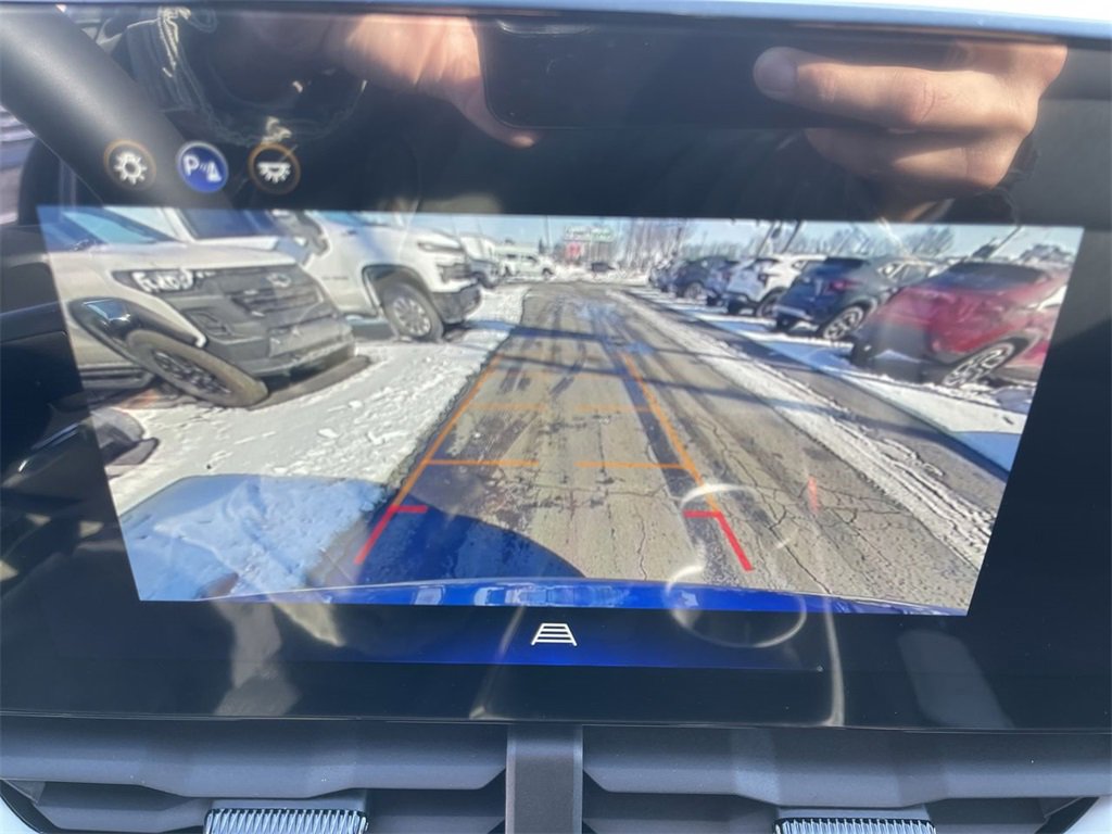 New 2026 Chevrolet Equinox LT w/ Convenience Package II image 17