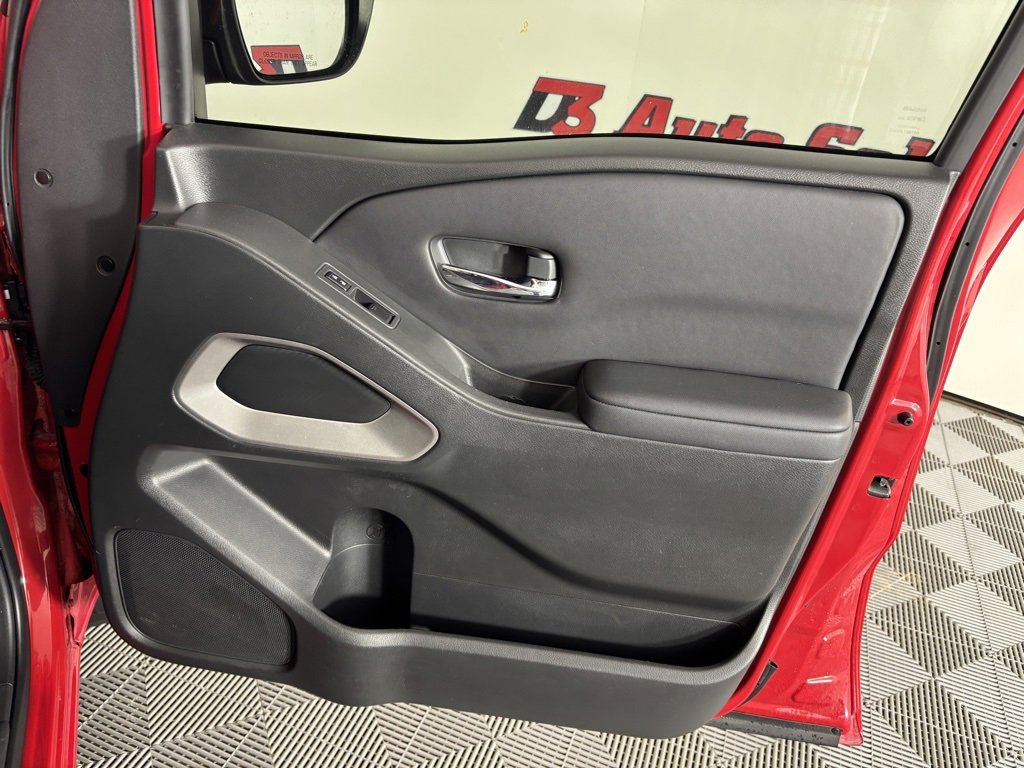 Used 2022 Nissan Frontier SV image 35