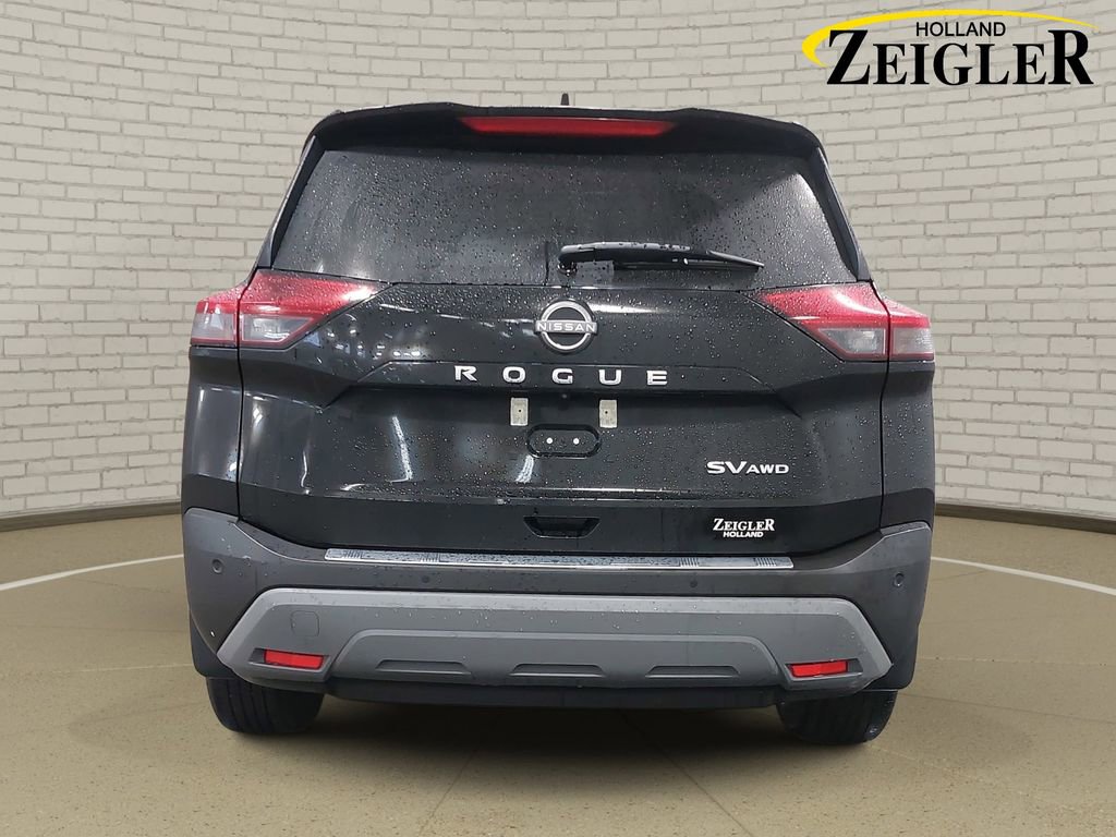 Used 2023 Nissan Rogue SV w/ SV Premium B Package image 6
